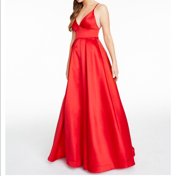 NWT B Darlin Red V Neck Ballgown - Picture 3 of 7